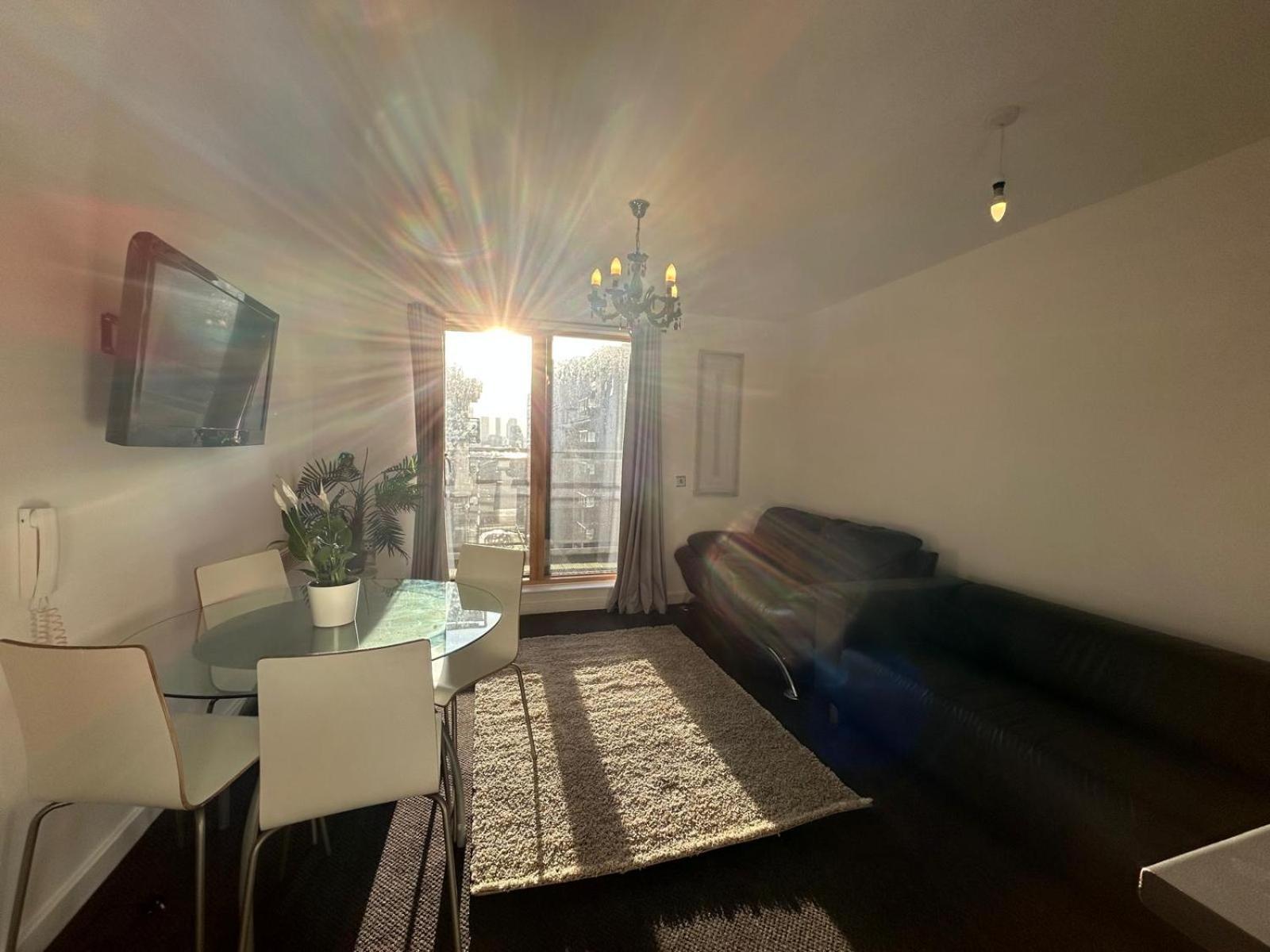 Central 2Bed 2Bath Манчестер Экстерьер фото